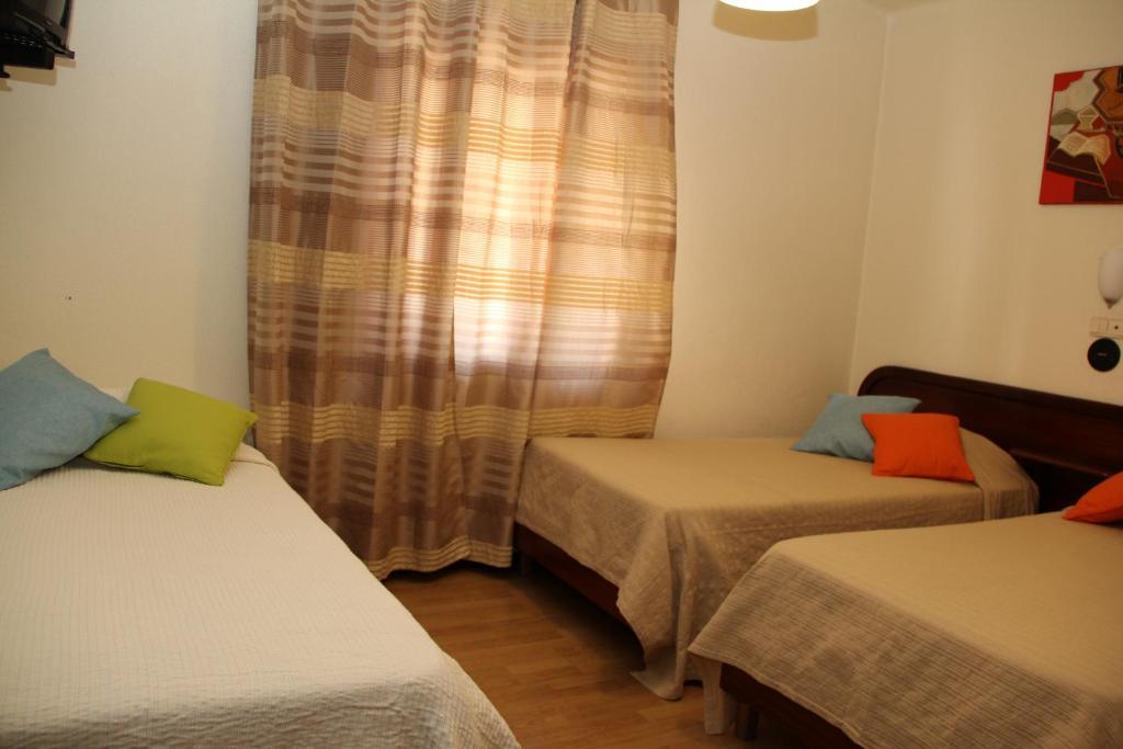 Residencial Montanhes Hotell Vila Real Rum bild